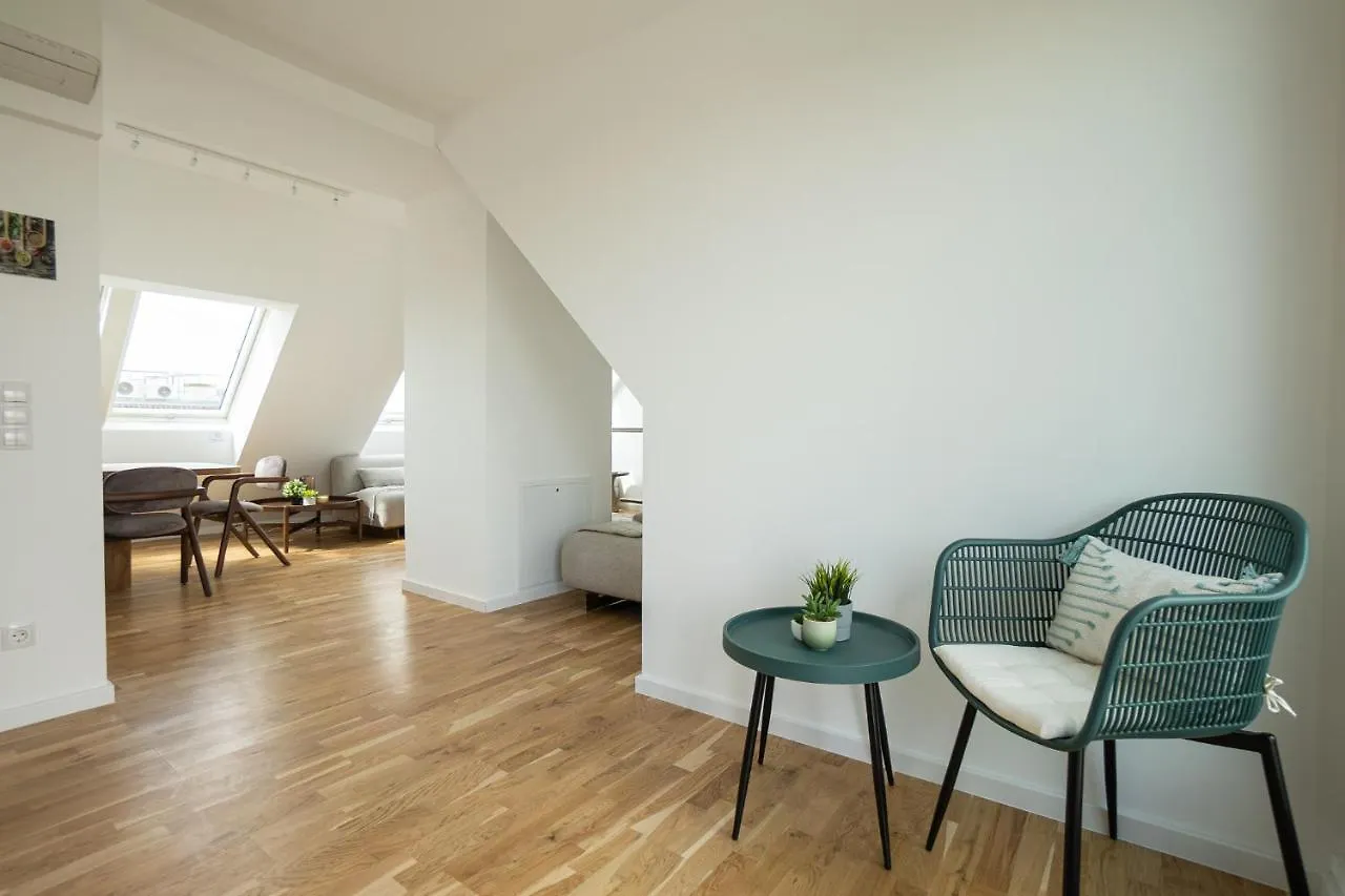 Double Floor Apartment With 2 Terraces On Rooftop Viyana 0*,
