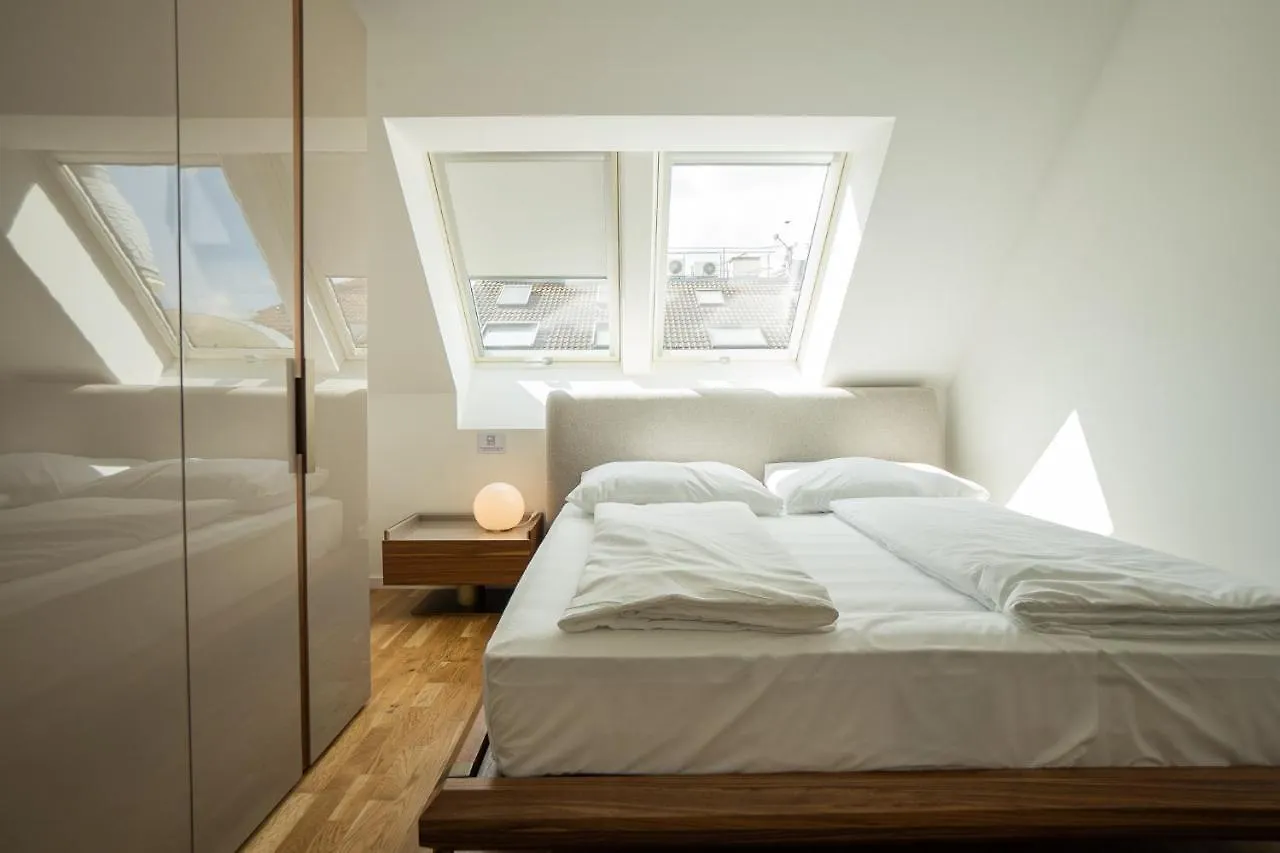 Double Floor Apartment With 2 Terraces On Rooftop Viyana 0*,