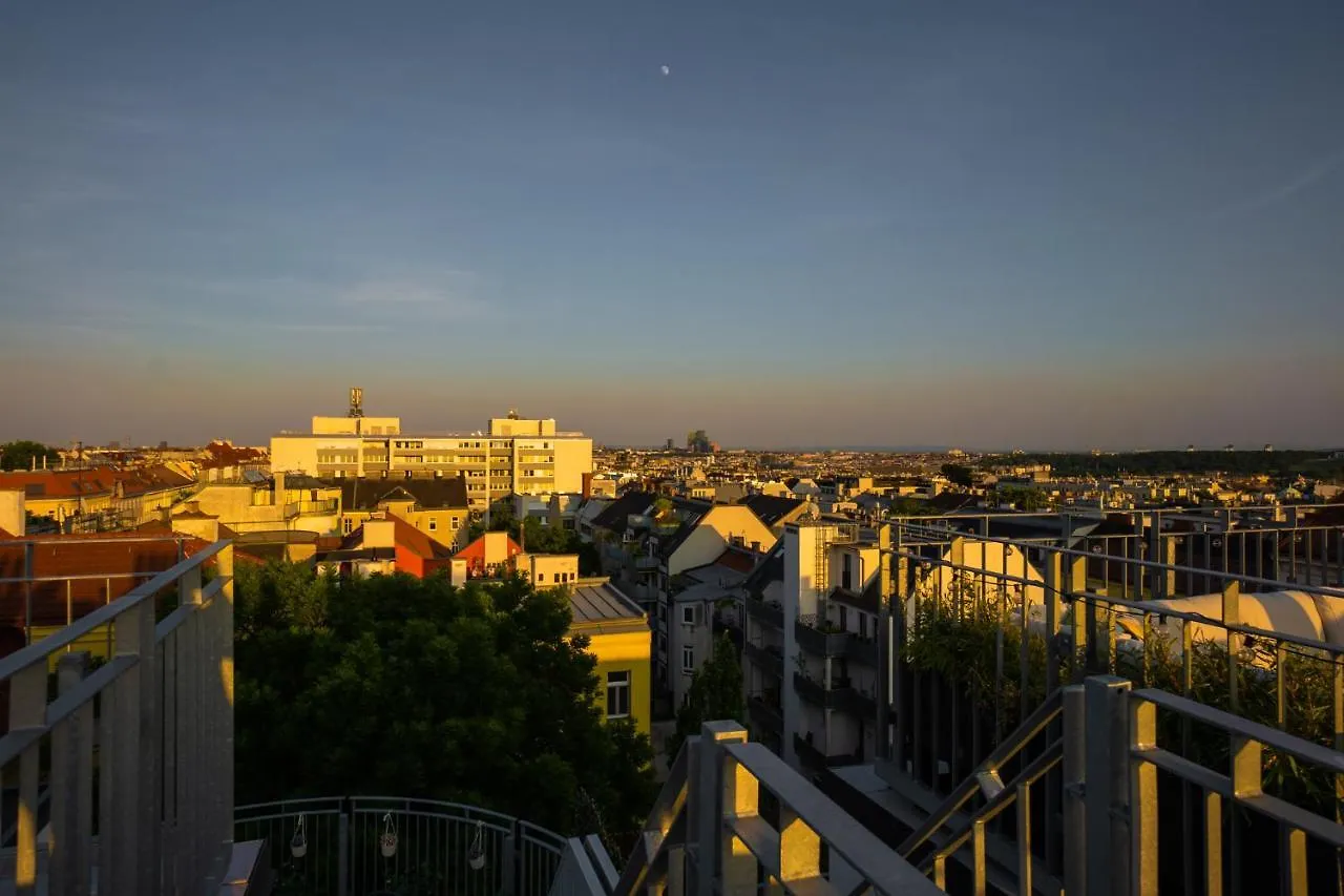Double Floor Apartment With 2 Terraces On Rooftop Viyana Avusturya